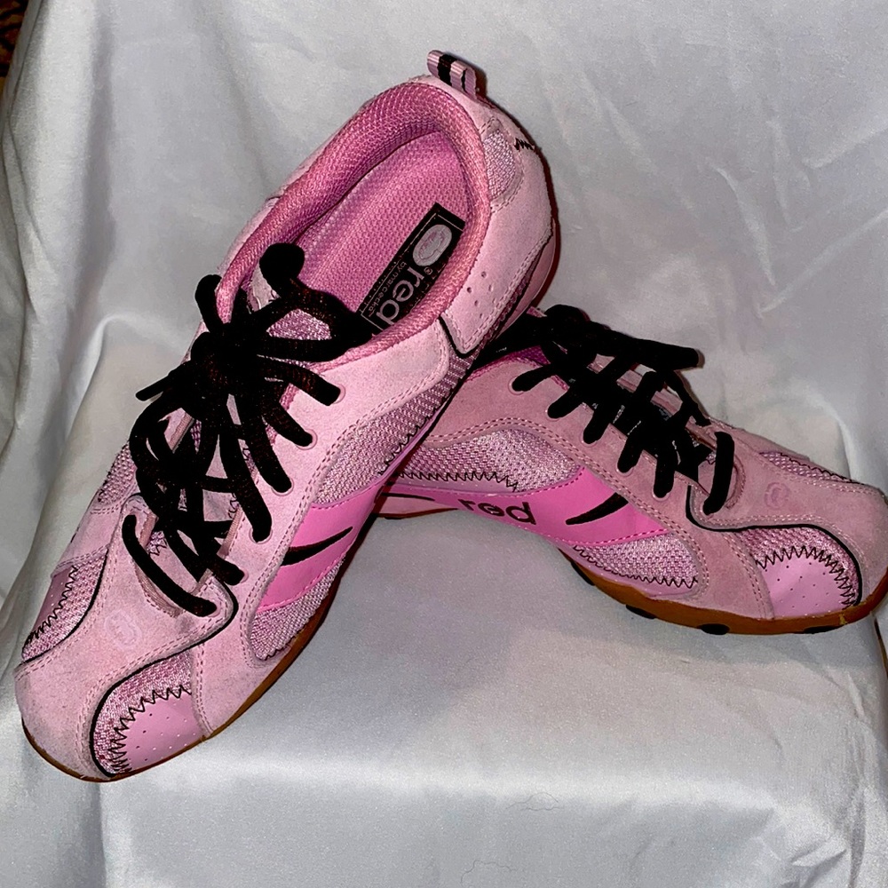 Red by mark ecko sneakers